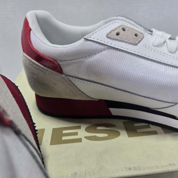 Diesel Owens White, Red, Blue, and Tan Running Sneakers Men's Size 10 - Picture 12 of 14